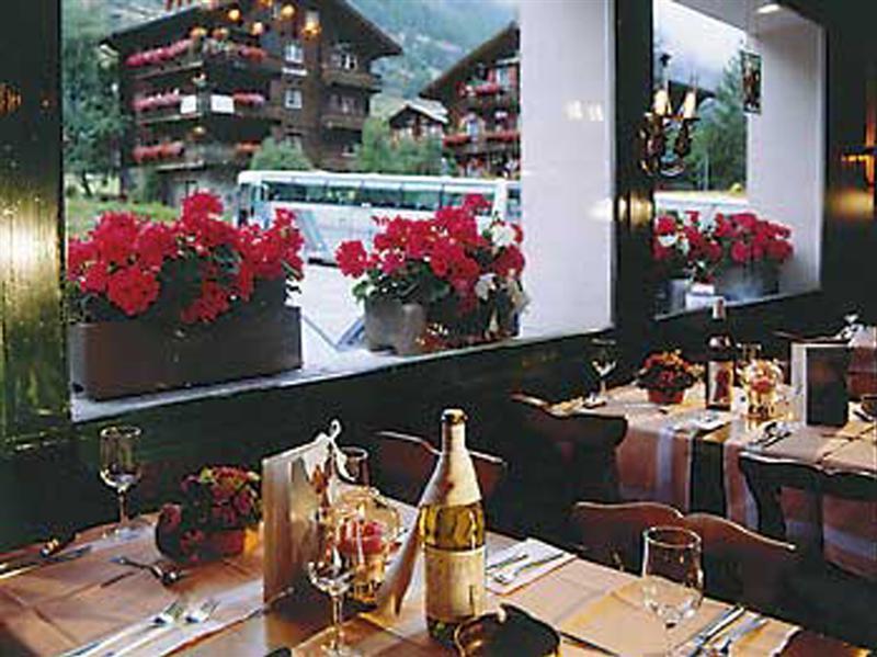 Matterhorn Inn Täsch Restauracja zdjęcie